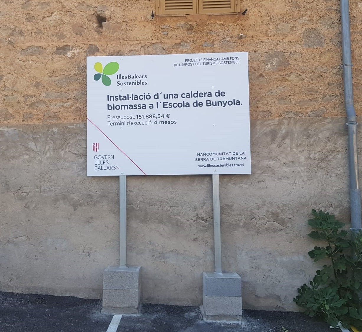 Caldera de biomassa al CEIP Mestre Colom