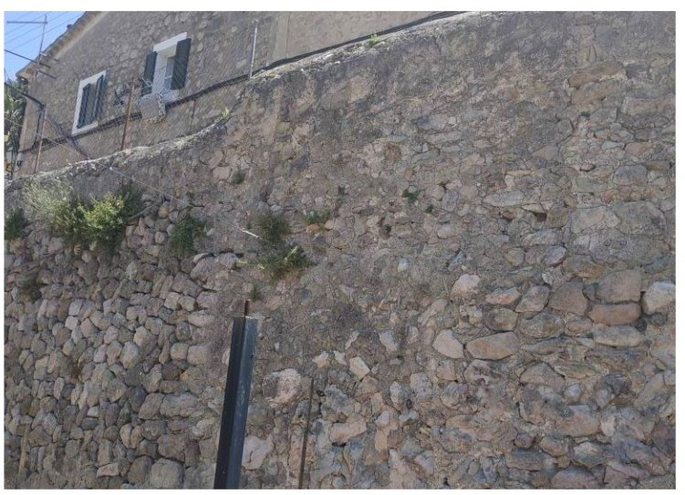 mur