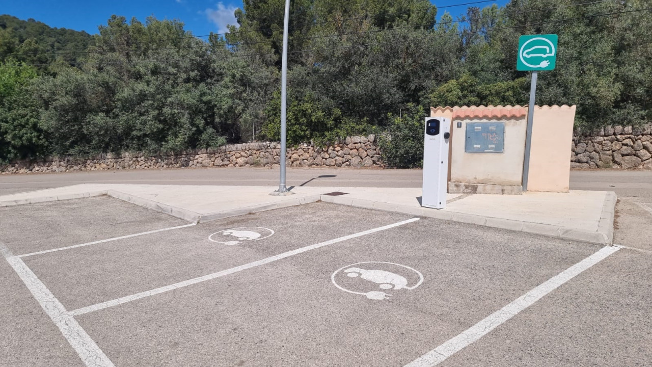 punt càrrega Poliesportiu