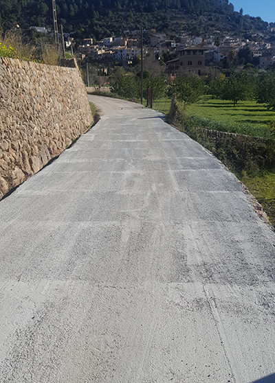 Nou paviment al camí de Barcelona