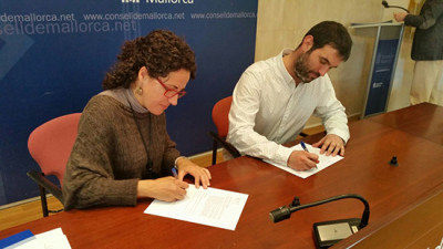 Signat el Conveni d'Ajuts Familiars de Greu Necessitat (UGN)