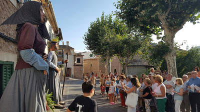 Homenatge a la centenària Margalida Castell Verdera
