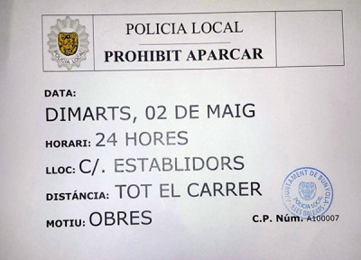 Prohibició d'aparcament als carrers de Sant Pere i Establidors