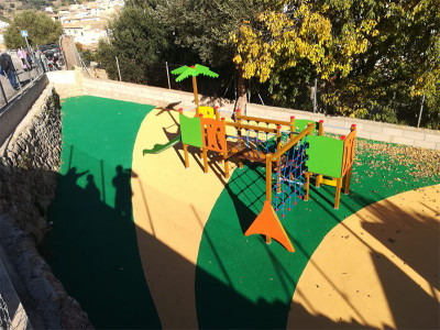 Acabat el parc infantil del C.P. Mestre Colom